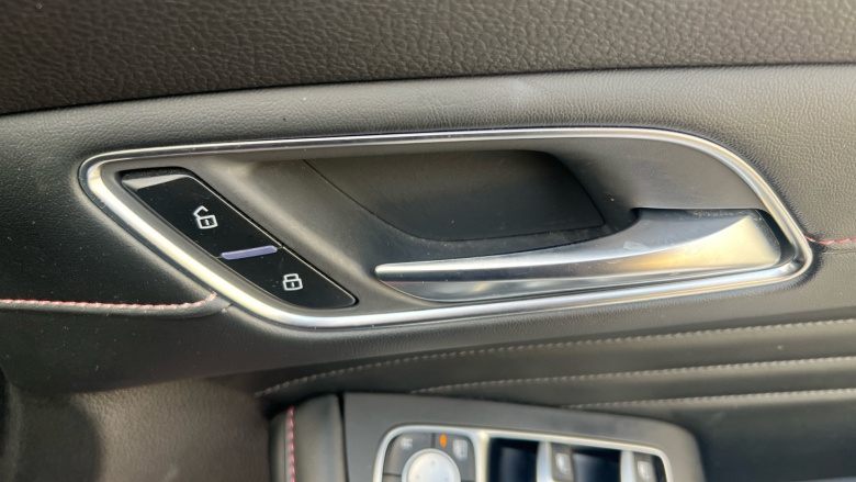 MG Hs 1.5 T-GDI Exclusive 5dr DCT Petrol Hatchback